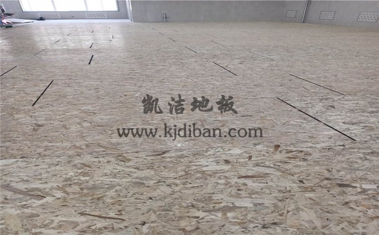山西運(yùn)城財(cái)經(jīng)學(xué)校羽毛球館木地板項(xiàng)目-凱潔實(shí)木運(yùn)動地板